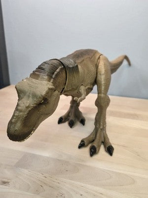 Jurassic World Legacy Collection Extreme Chompin Tyrannosaurus Rex 18"