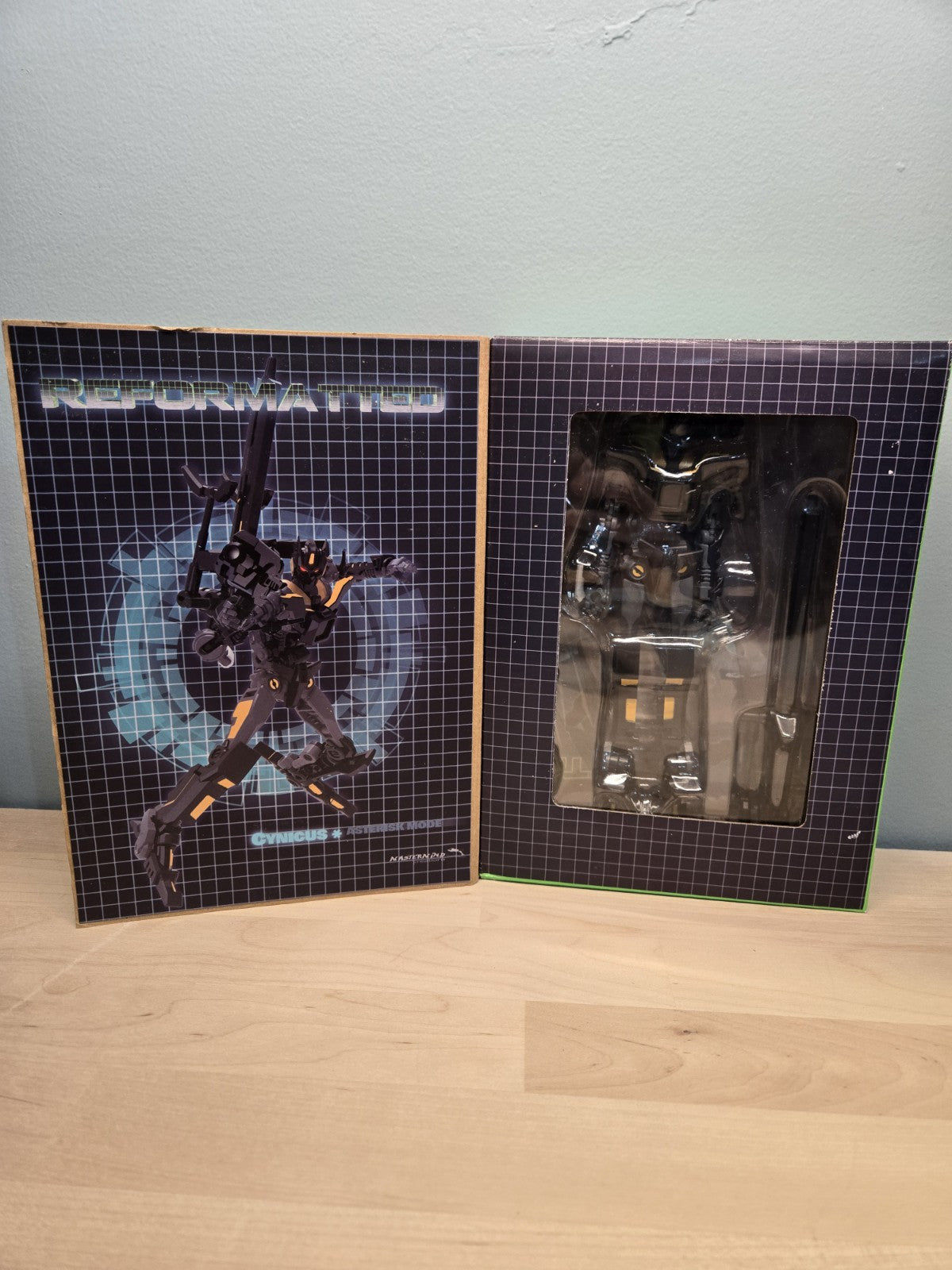 Transformers Mastermind Creations Reformatted Cynicus *Asterisk Mode 2