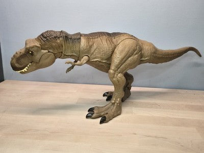 Jurassic World Legacy Collection Extreme Chompin Tyrannosaurus Rex 18"