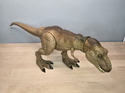 Jurassic World Legacy Collection Extreme Chompin Tyrannosaurus Rex 18"