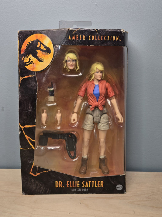 Jurassic Park Amber Collection Dr. Ellie Sattler MIB